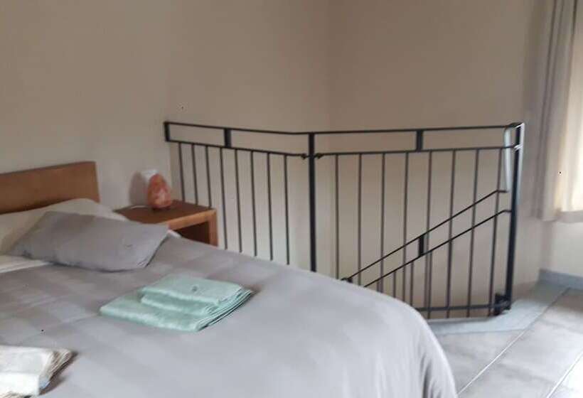 غرفة عائلية, Hemanaire