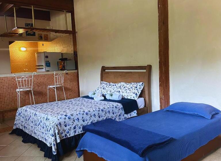 Семейный Номер, Hostel 040