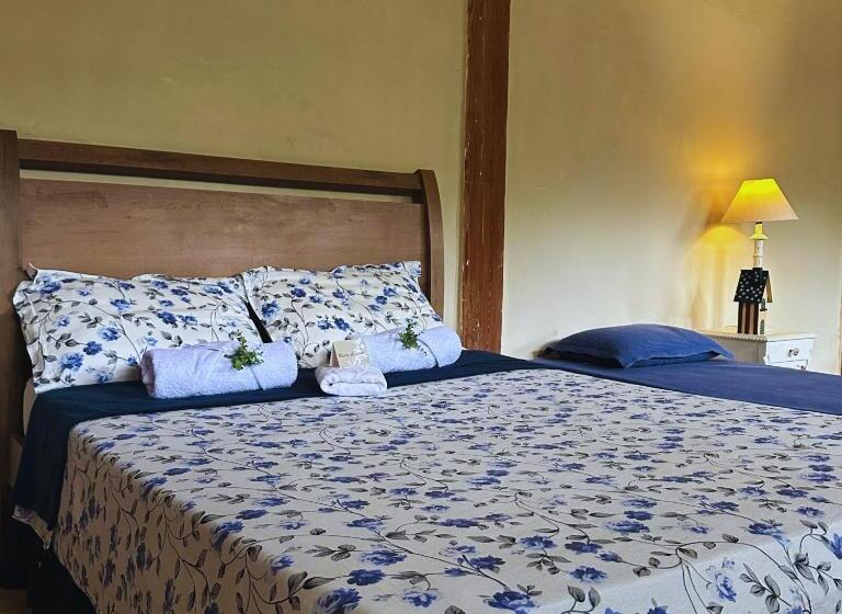 家庭间, Hostel 040