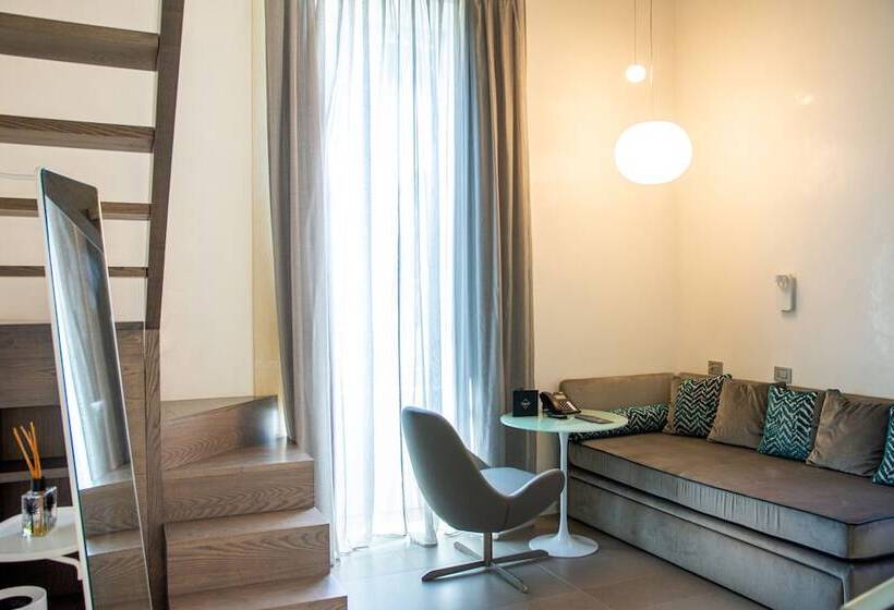 Номер Стандарт, Caportigia Boutique