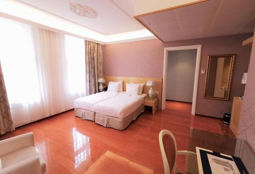 חדר דלוקס עם מרפסת, Chasse