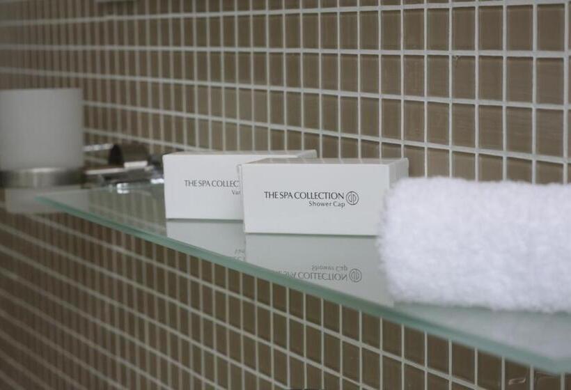 חדר משפחתי דלוקס, Chasse