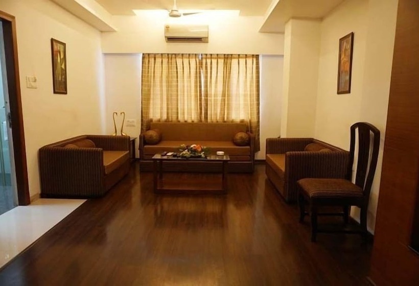 סוויטה אקזקיוטיב, Jasnagra