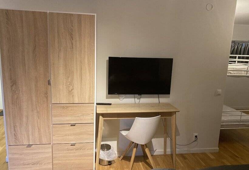 패밀리 룸, L Tunapark