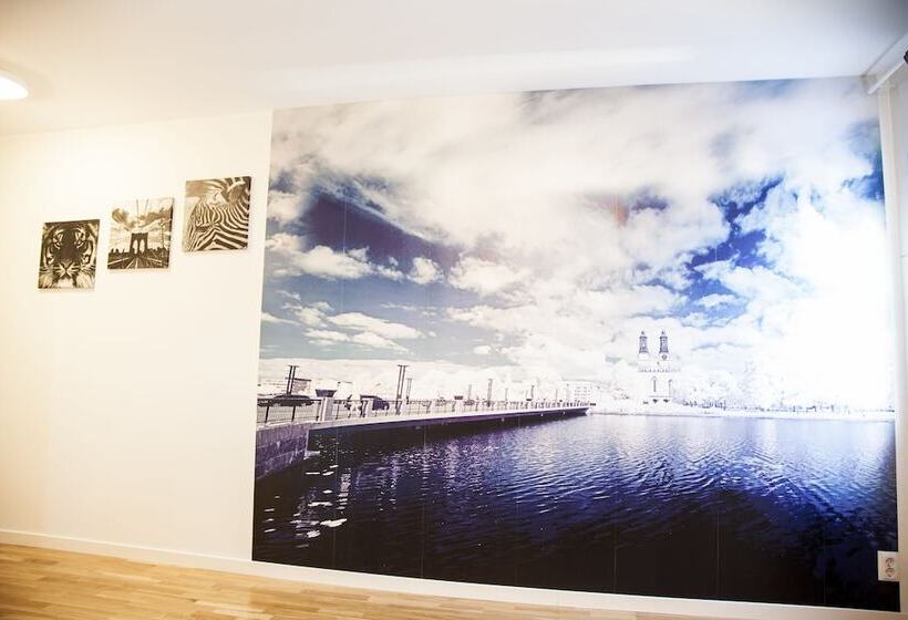 패밀리 룸, L Tunapark