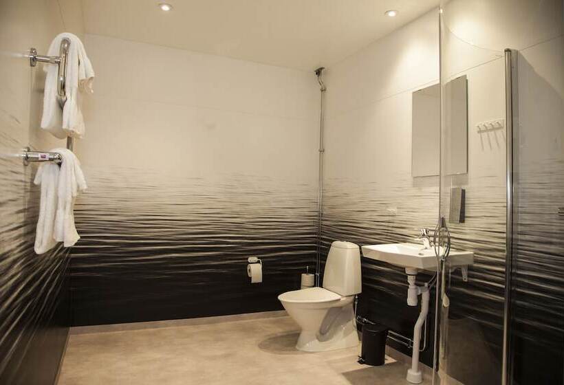 패밀리 룸, L Tunapark