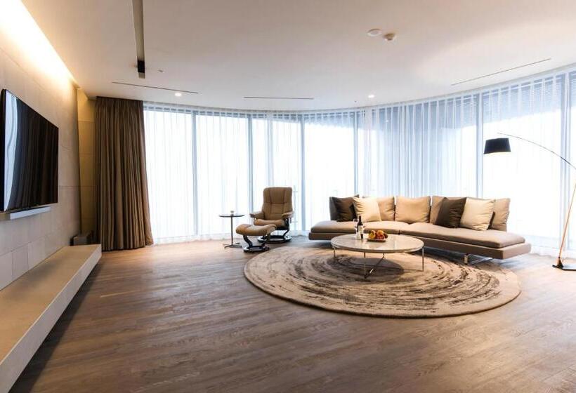 Президентский Люкс, Nanta Jeju