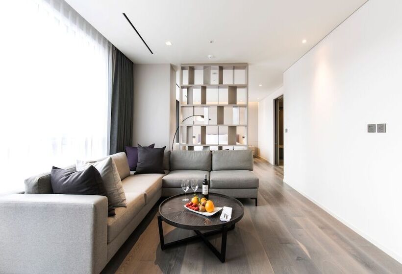 Полулюкс Вид на Горы, Nanta Jeju