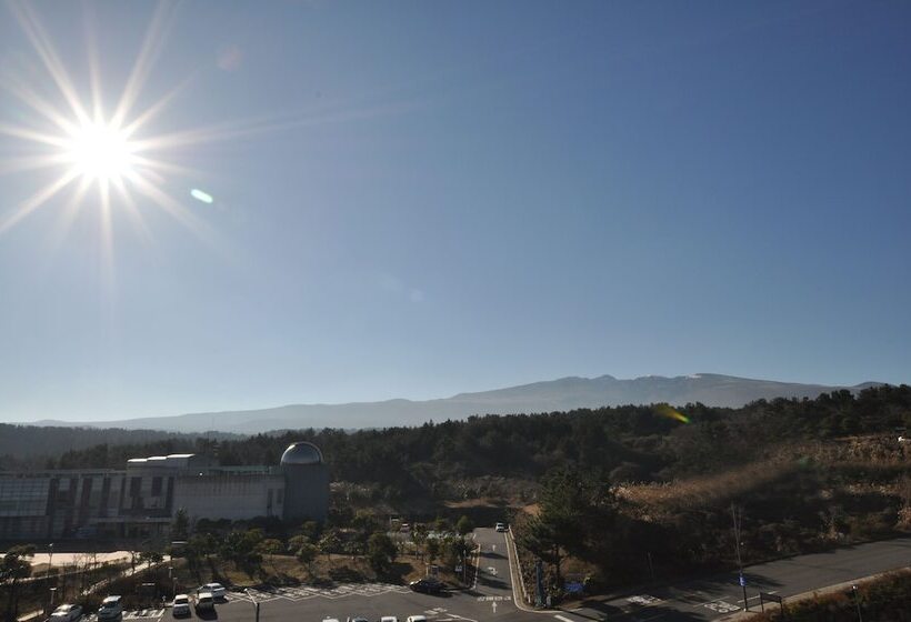 Полулюкс Вид на Горы, Nanta Jeju