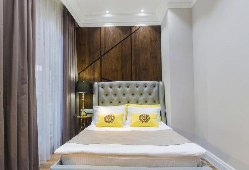 اتاق استاندارد, Qonaq