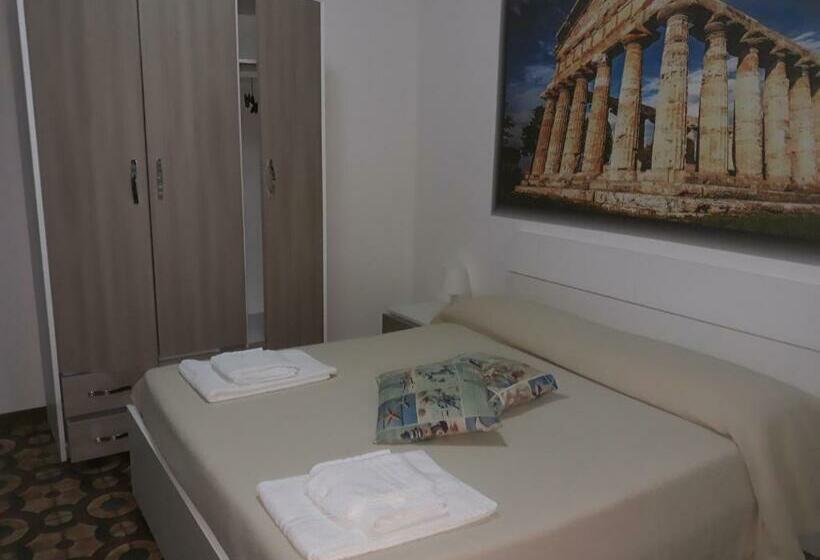 Standard Egyágyas Szoba, Rosy