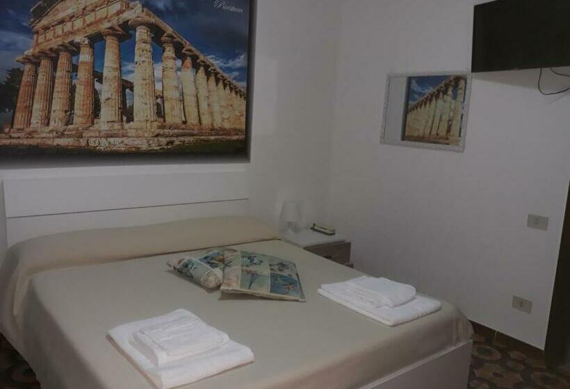 Standard Egyágyas Szoba, Rosy