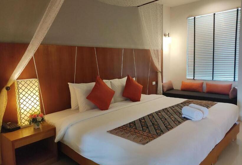 デラックスルーム, Impress Resort