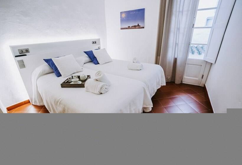 Полулюкс, Petit Hotel 5 Fars