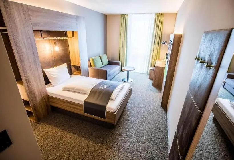 Superior Yhden Hengen Huone, Riku Hotel Ulm