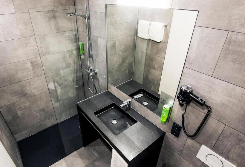 수피리어 싱글 룸, Riku Hotel Ulm