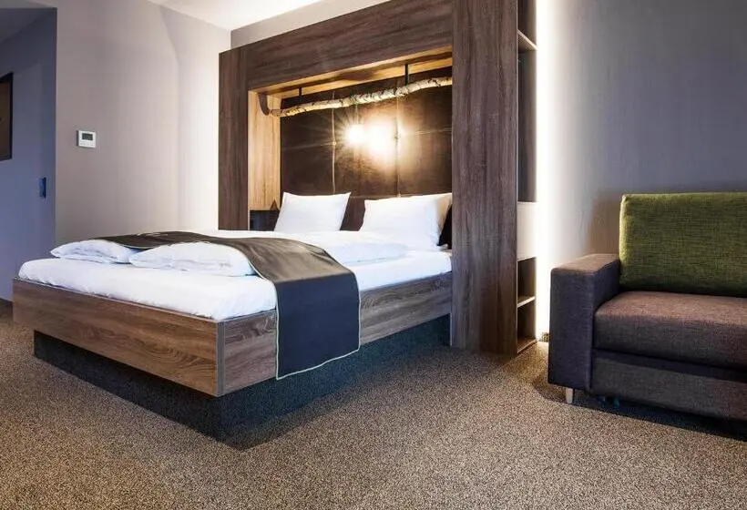 Superior-huone, Riku Hotel Ulm
