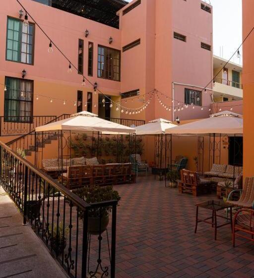 اتاق استاندارد, Desert Nights Hostel
