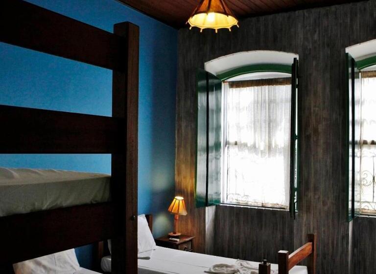 Номер Стандарт Трехместный, Hostel Galeria 13