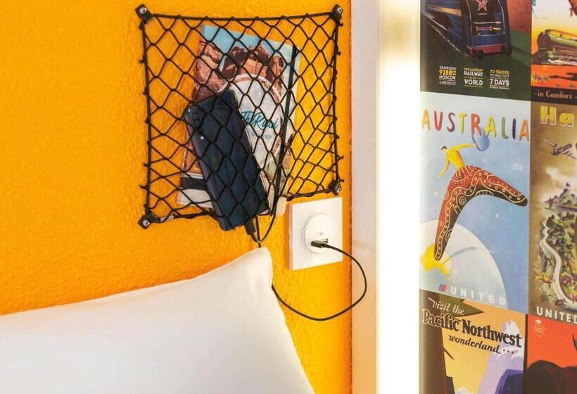 חדר סטנדרט חדר אמבטיה משותף, F1 Nancy Sud