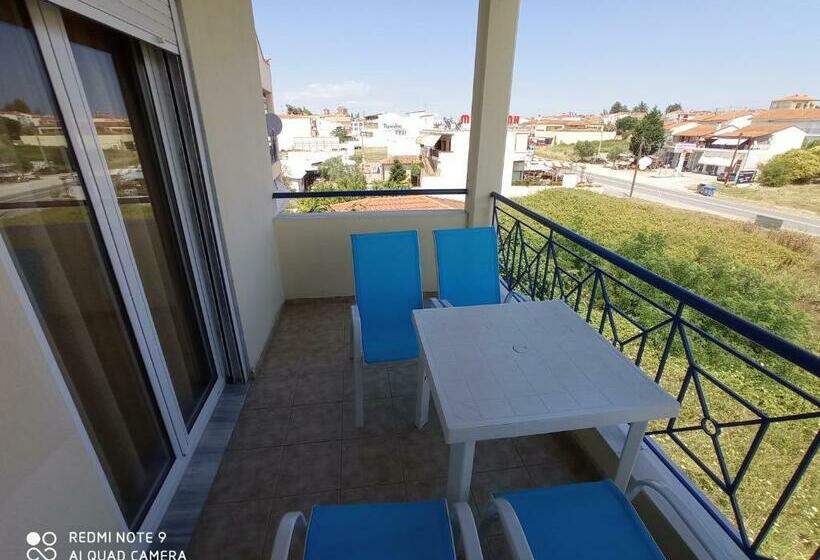 スタンダード4人部屋, Giorgio