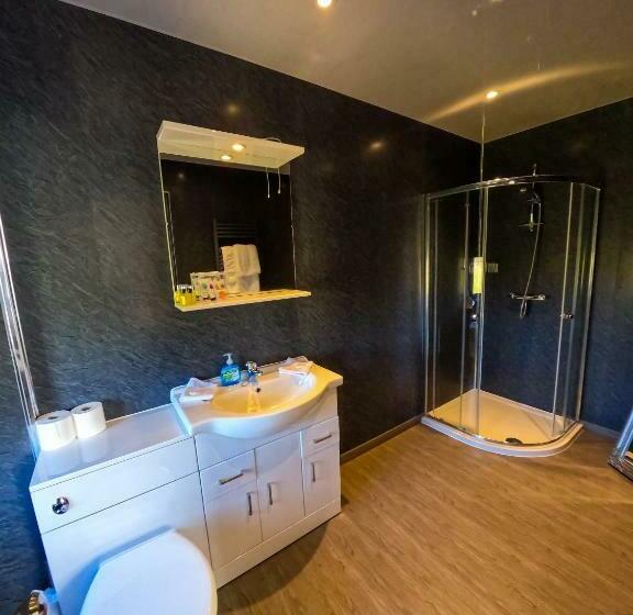 חדר סופריור עם מיטת קינג, Maryfield House