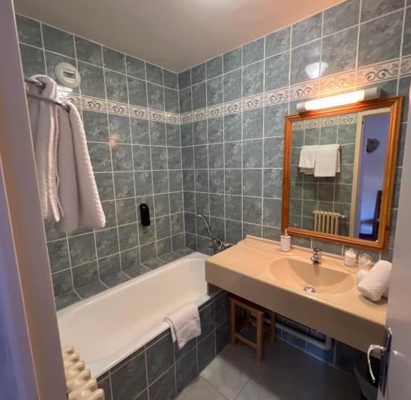 חדר סופריור לשלושה, Restaurant La Pendine