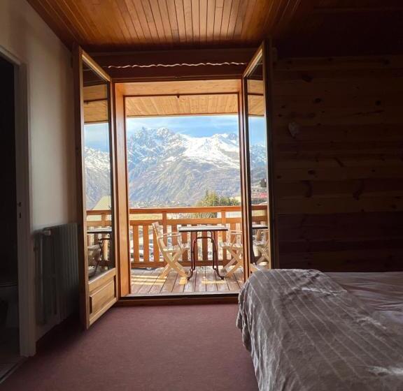 חדר דלוקס לשלושה, Restaurant La Pendine