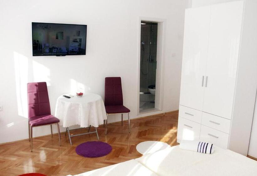 غرفة قياسية, Rooms By The Sea Split   6973