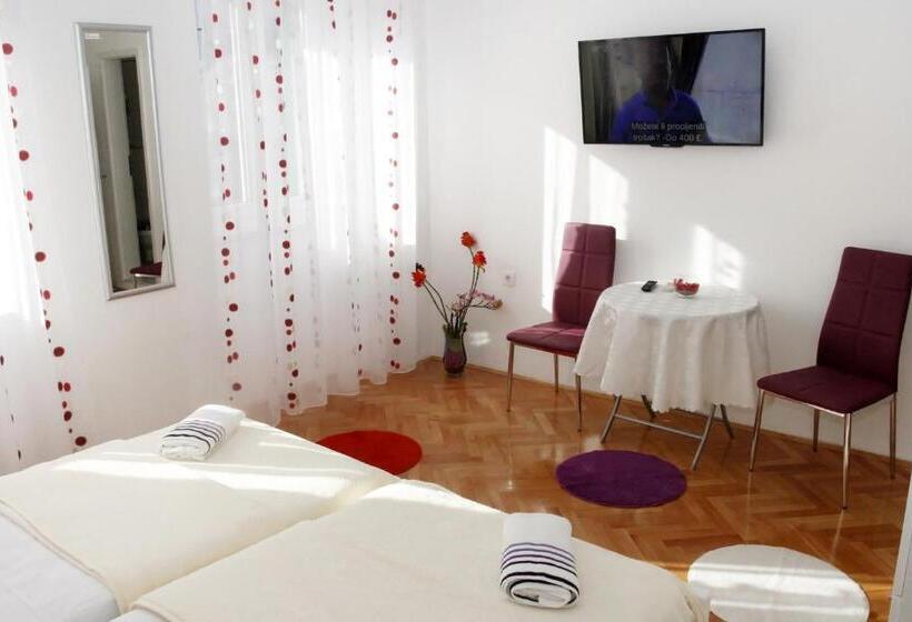 غرفة قياسية, Rooms By The Sea Split   6973