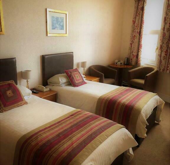 חדר סטנדרט, The Hydro