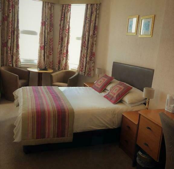 חדר סטנדרט, The Hydro