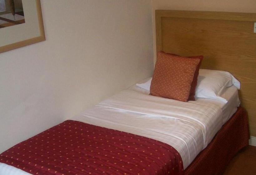 スタンダードシングルルーム, Woodlands