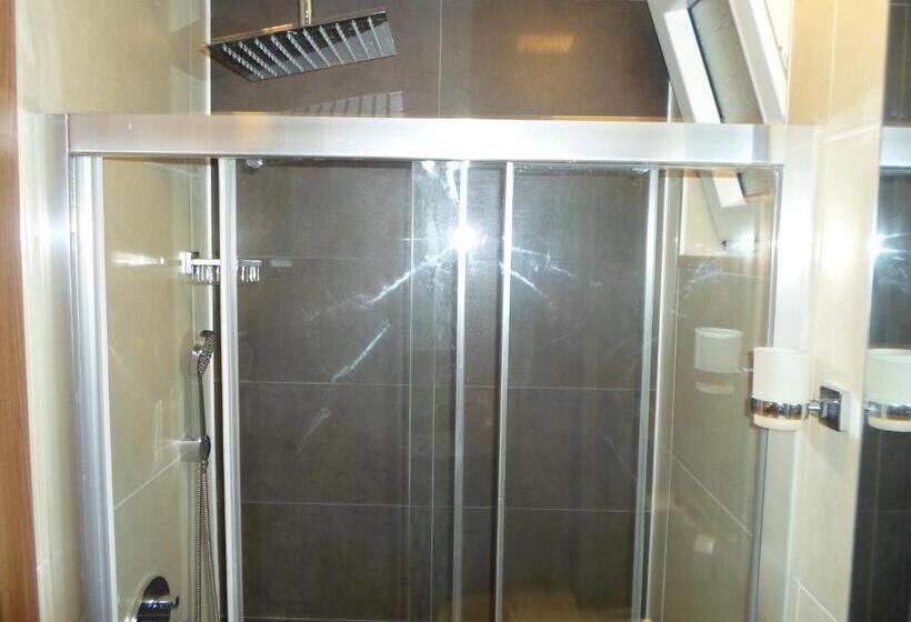 Appartamento 2 Camere da Letto, Lighthouse Natalia Aparts