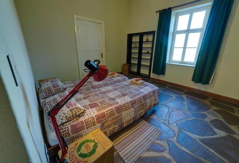 خانه 1 خوابه, Gamis Farm