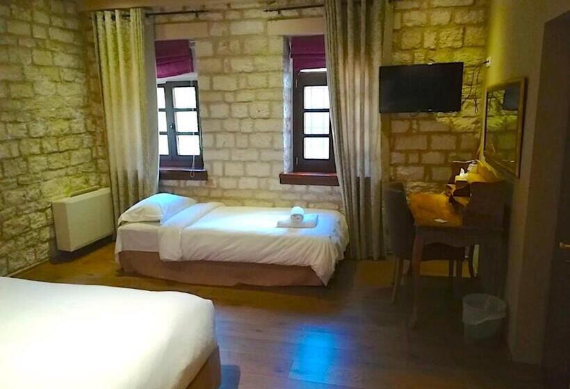 Номер Стандарт Трехместный, Aberratio Boutique