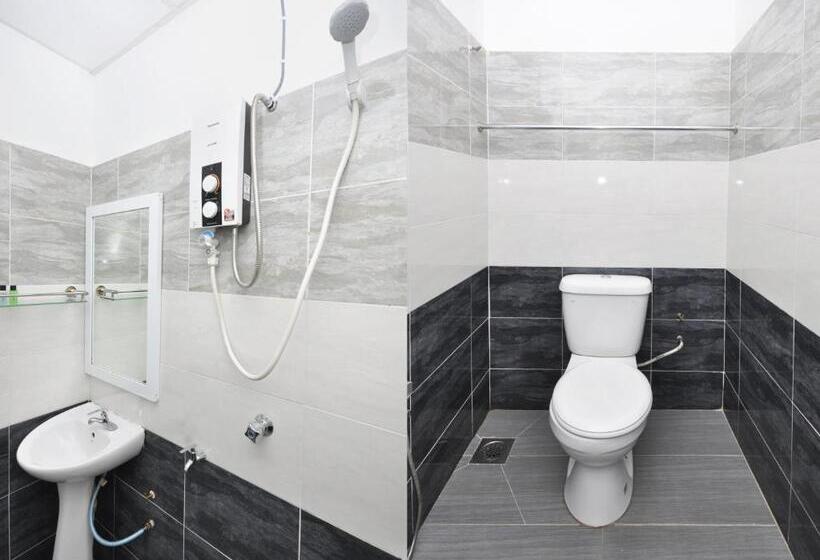 デラックススイート, Ada Hotel & Apartment