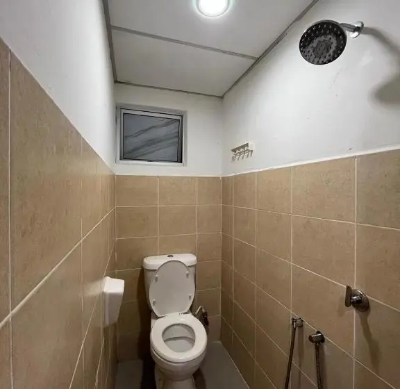 اتاق استاندارد سه نفره, Ada Hotel & Apartment