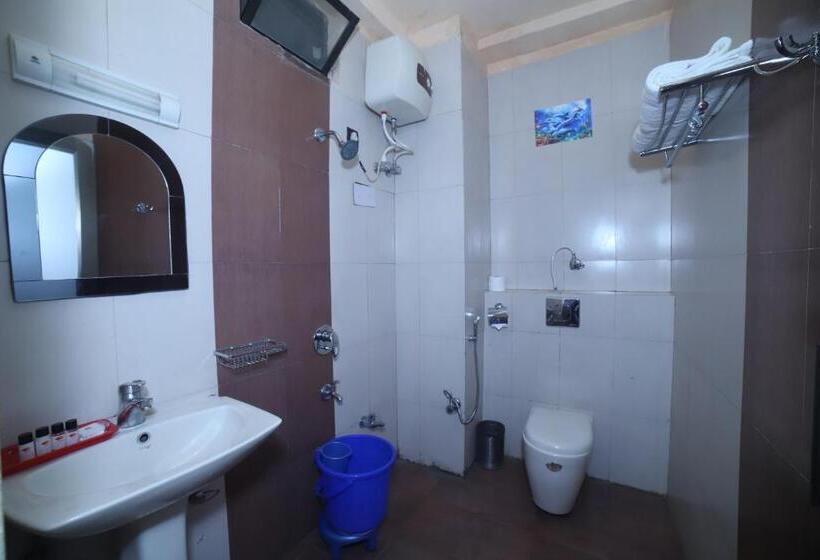 Pokój Deluxe z Balkonem, Chanakya Resort