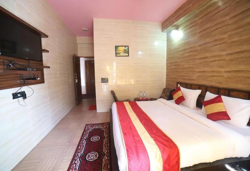 Pokój Deluxe z Balkonem, Chanakya Resort