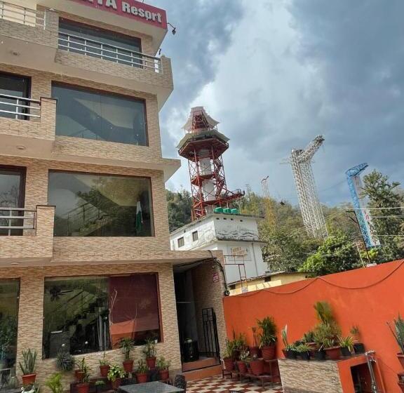 Suite Widok Góry, Chanakya Resort