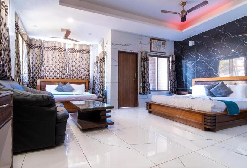 Suite Widok Góry, Chanakya Resort