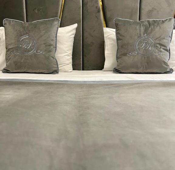 اتاق لوکس سه تخته, Family Residence Boutique