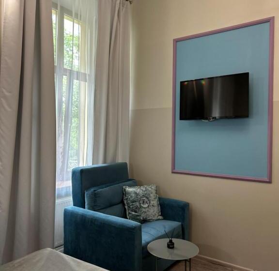 اتاق لوکس, Family Residence Boutique