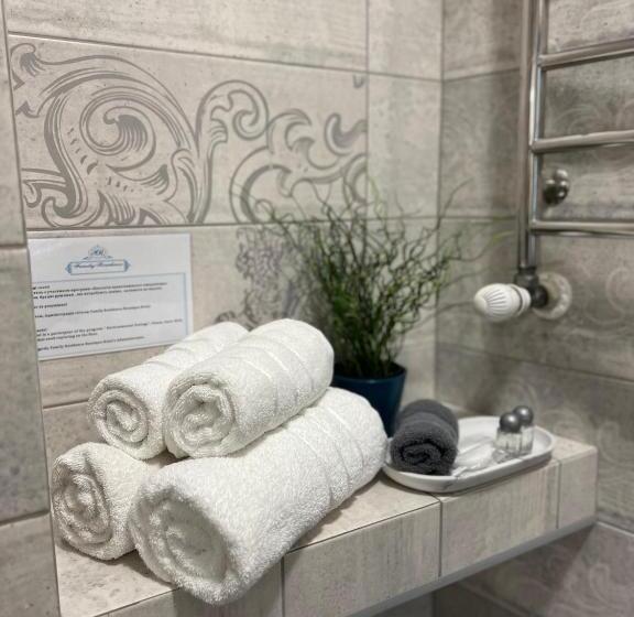 سوییت جونیور با بالکن, Family Residence Boutique