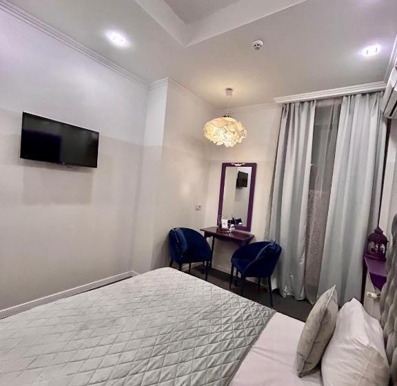 اتاق لوکس, Family Residence Boutique