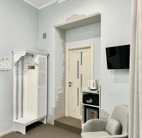 سوییت جونیور با بالکن, Family Residence Boutique