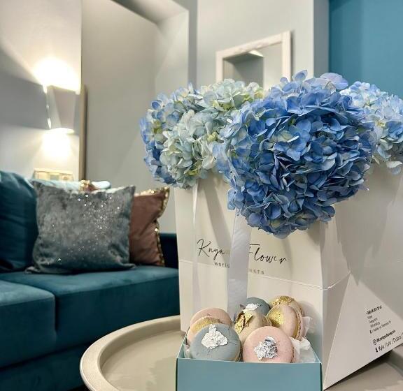 سوییت جونیور با بالکن, Family Residence Boutique
