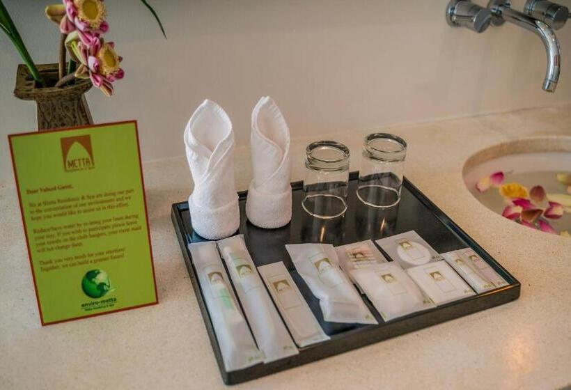 ویلای 1 خوابه, Metta Villa