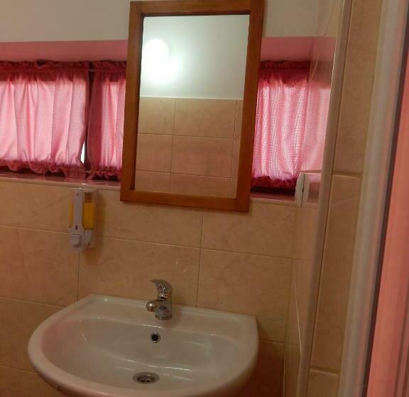 اتاق استاندارد, Restoran Antika